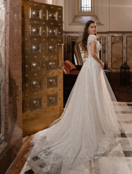 https://elisebride.ro/images/stories/virtuemart/product/25 Leilani       (3).jpg